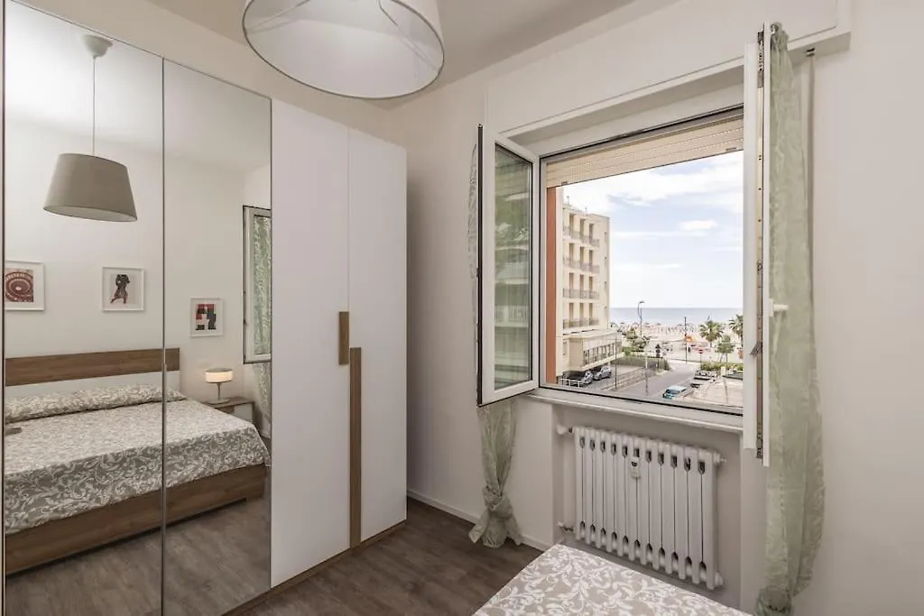 Brezza Marina - Nuovo Appartamento Vista Mare 里米尼 公寓